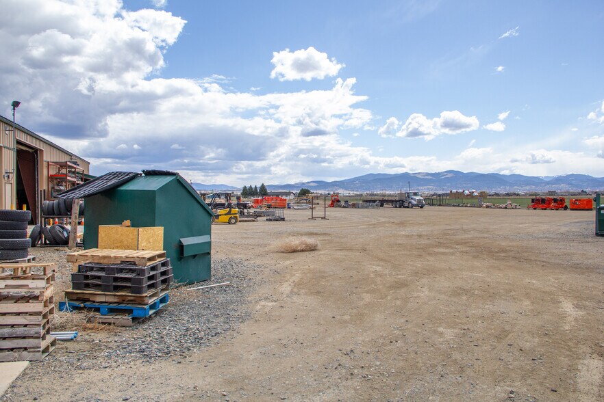More Photos Of 3860 Helberg Dr, Helena Service For Lease