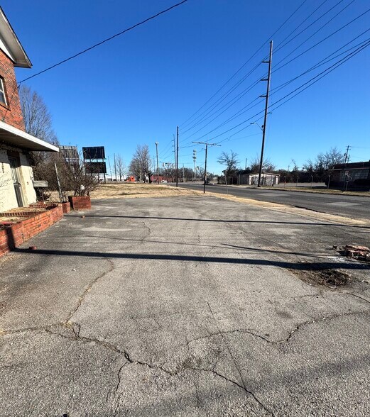 More Photos Of 2024 Avenue C, Birmingham Office Residential For Sale