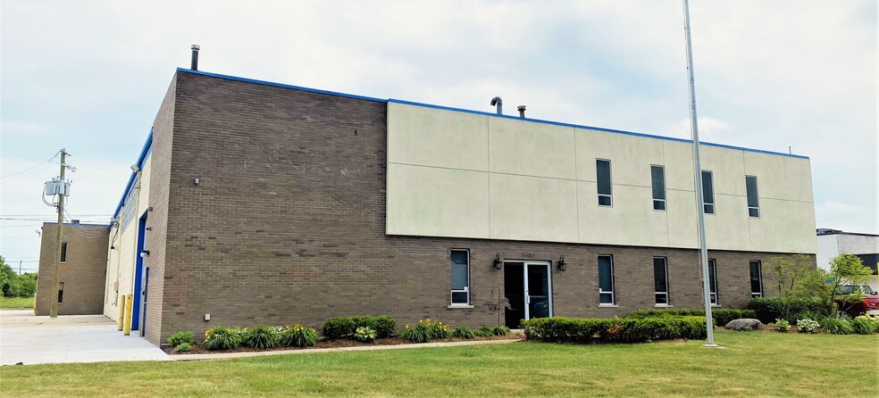 Primary Photo Of 34480 Commerce Rd, Fraser Warehouse For Lease