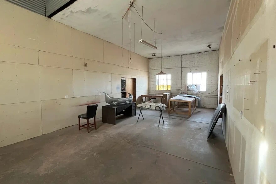 More Photos Of 1100 3rd St NW, Albuquerque Warehouse For Lease