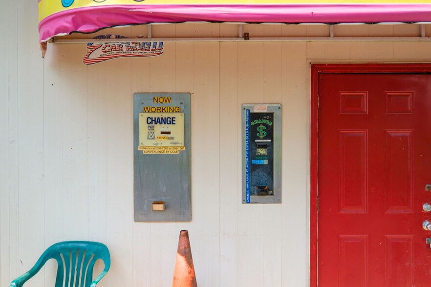 More Photos Of 117 South East Side Hwy, Elkton Carwash For Sale