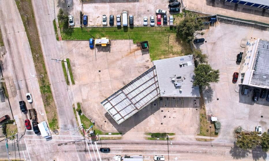 More Photos Of 12400 S Gessner Dr, Houston Convenience Store For Sale