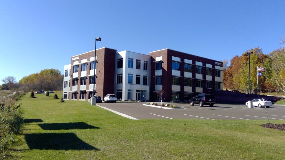 Primary Photo Of 4890 Owen Ayres Ct, Eau Claire Office For Lease