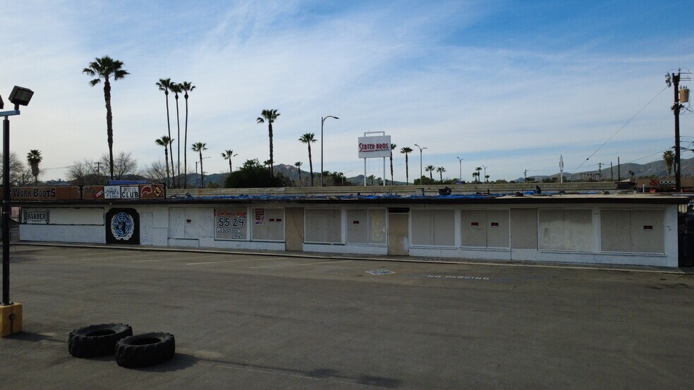 More Photos Of , Jurupa Valley General Retail For Sale