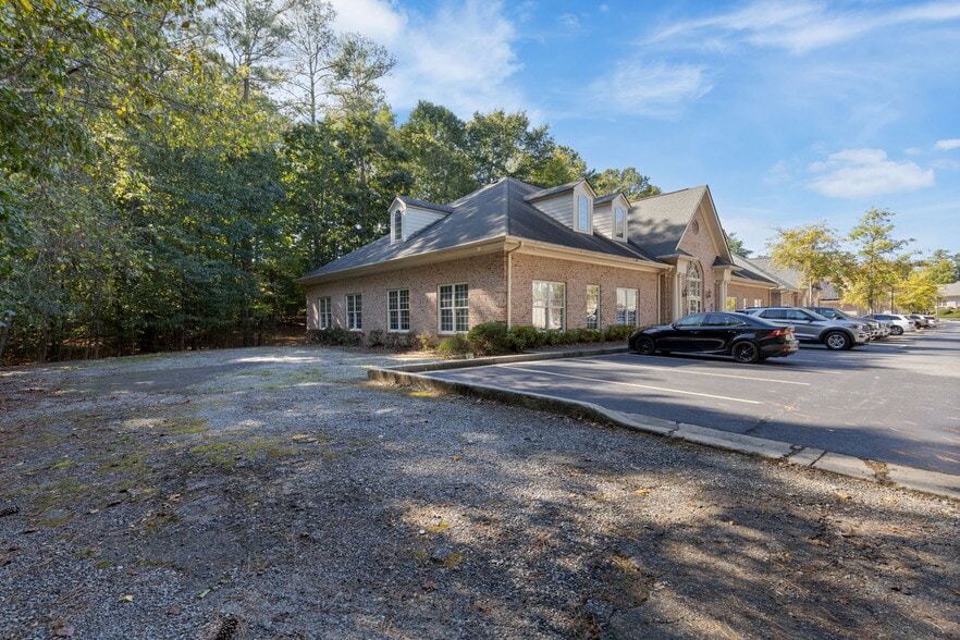 More Photos Of 3500 Duluth Park Ln, Duluth Office For Sale