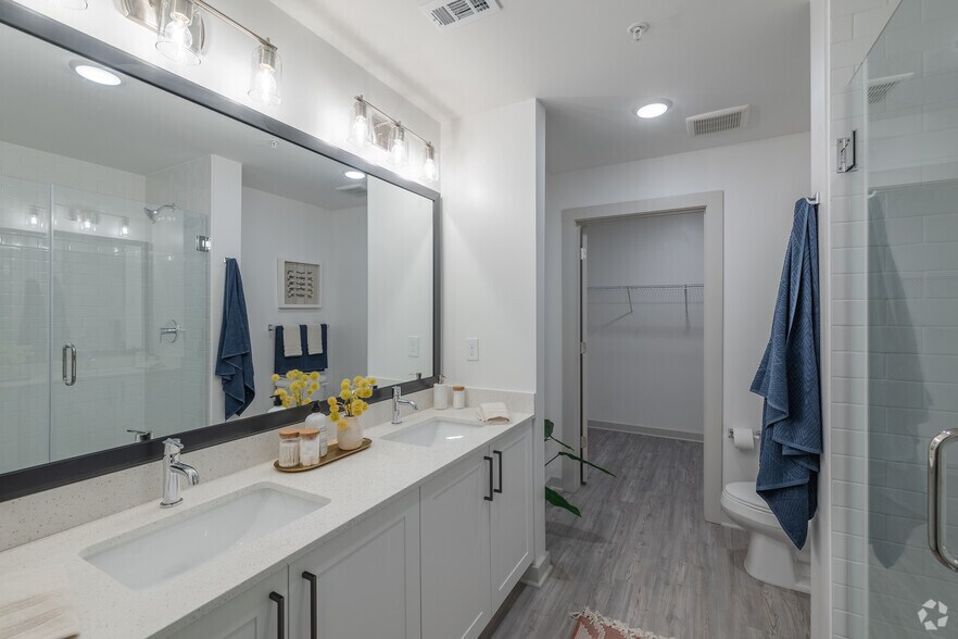 More Photos Of 55 Romney St, Charleston Apartments For Lease