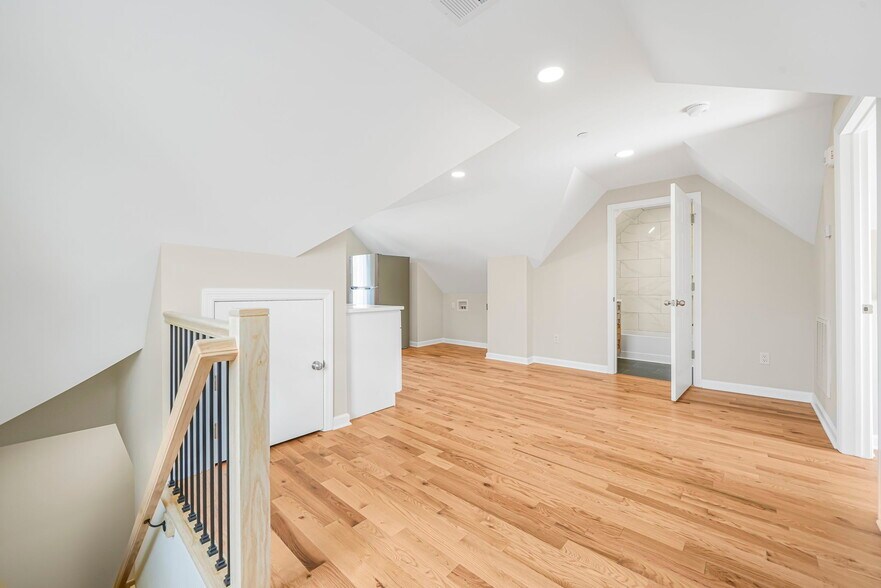 More Photos Of 532 Ringwood Ave, Wanaque Apartments For Sale