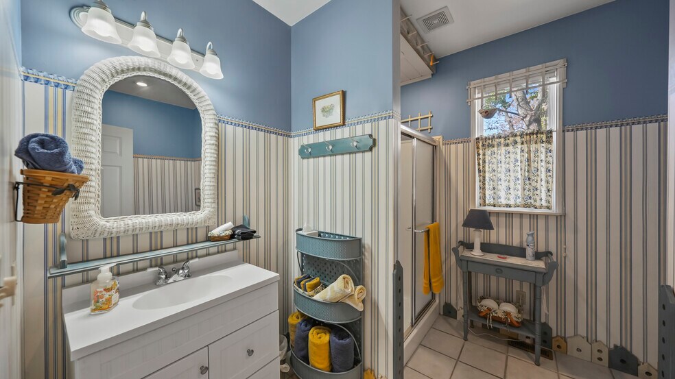 More Photos Of 1117 Dogwood Rd, Lake Ozark Multifamily For Sale