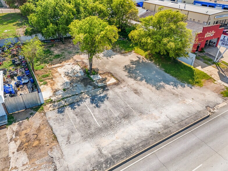 More Photos Of 6008 E Lancaster Ave, Fort Worth Freestanding For Lease