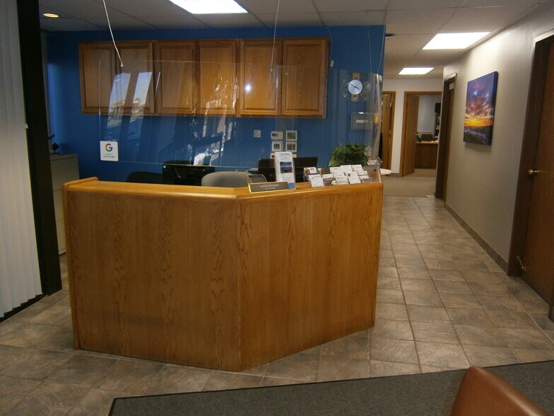 More Photos Of 11479 S Pine Dr, Parker Office For Sale