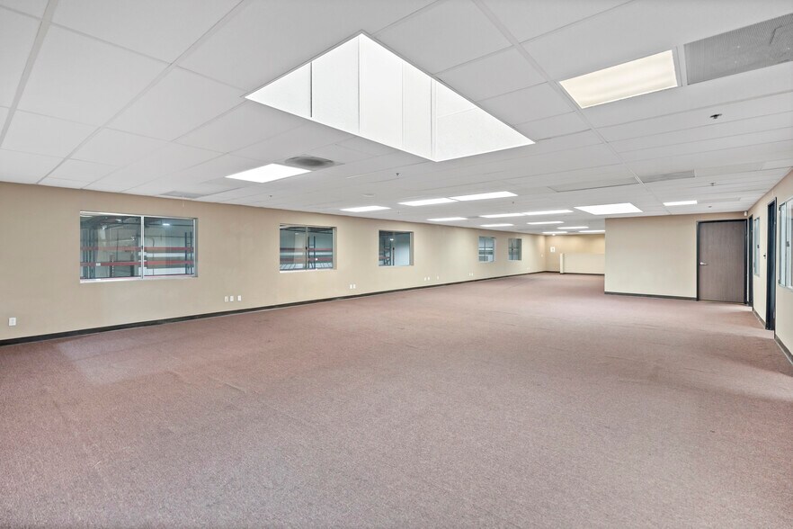 More Photos Of 1461 S Balboa Ave, Ontario Warehouse For Lease