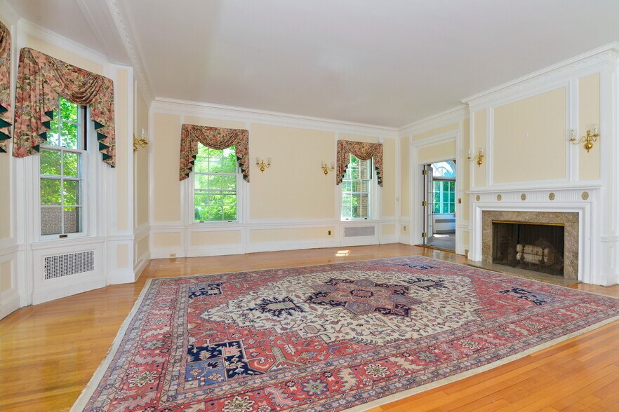 More Photos Of 1265 Asylum Ave, Hartford Lodge Meeting Hall For Lease