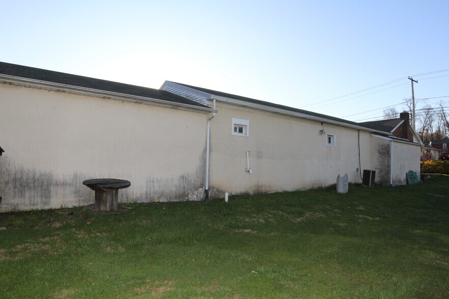 More Photos Of 72 Maple St, East Prospect Freestanding For Sale