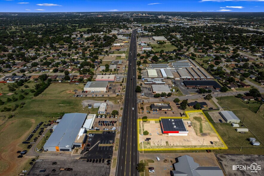 More Photos Of 4205 Old Jacksboro Hwy, Wichita Falls Freestanding For Lease