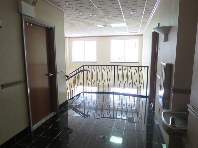 More Photos Of 11200 Racetrack Rd, Ocean Pines Medical For Lease