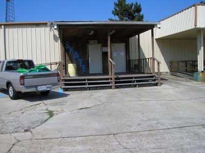 More Photos Of 1427 W Linwood Dr, Opelousas Warehouse For Lease