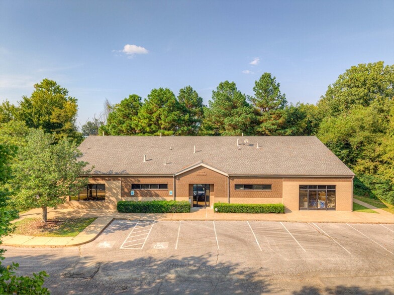 More Photos Of 520 Trinity Creek Cv, Cordova Medical For Sale