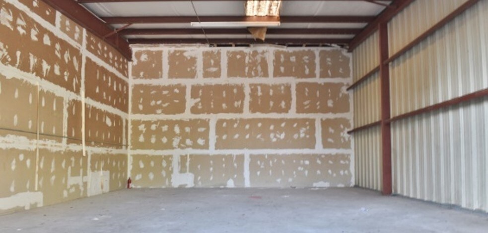 More Photos Of 6722 NW 18th Dr, Gainesville Warehouse For Lease