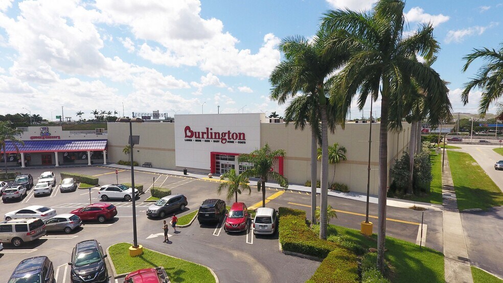 More Photos Of 3250 W 18th St, Hialeah Unknown For Lease