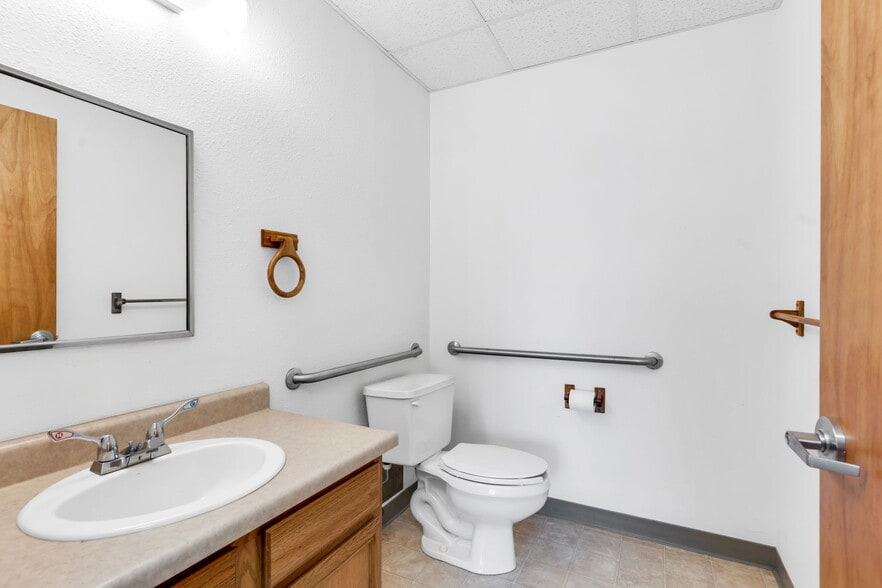 More Photos Of 101 Ridgeline Dr, Westcliffe Warehouse For Sale