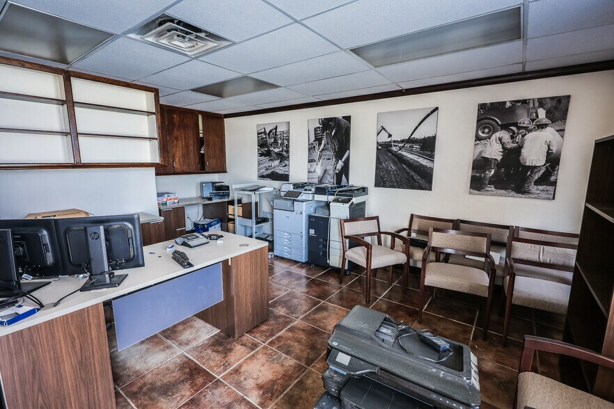 More Photos Of 2617 US Highway 79 N, Carthage Industrial For Sale