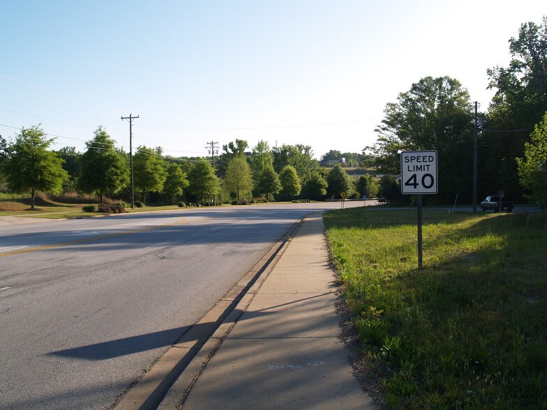 More Photos Of 0 Cheyenne Dr, Simpsonville Land For Sale