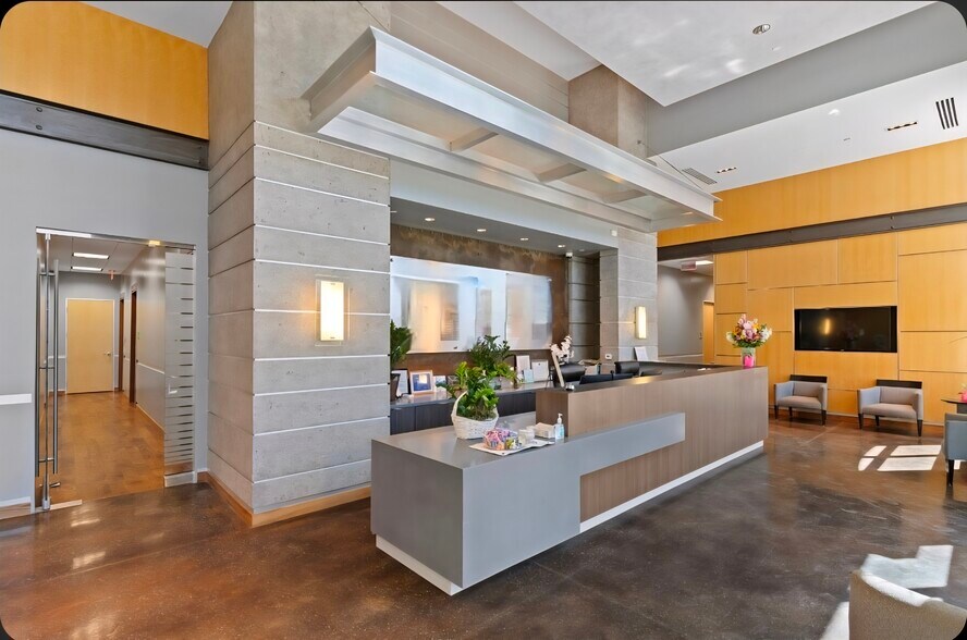 More Photos Of 181 E Warm Springs Rd, Las Vegas Office For Lease