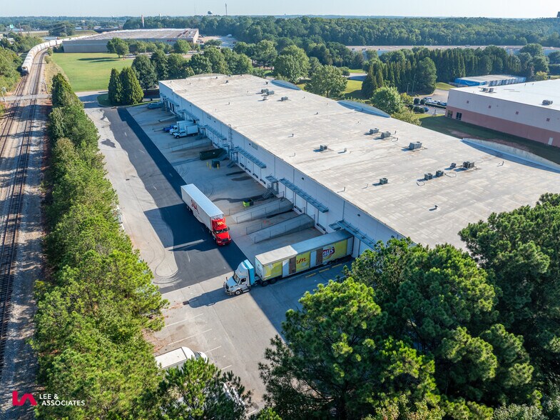 More Photos Of 40-68 Liberty Industrial Pky, McDonough Warehouse For Lease