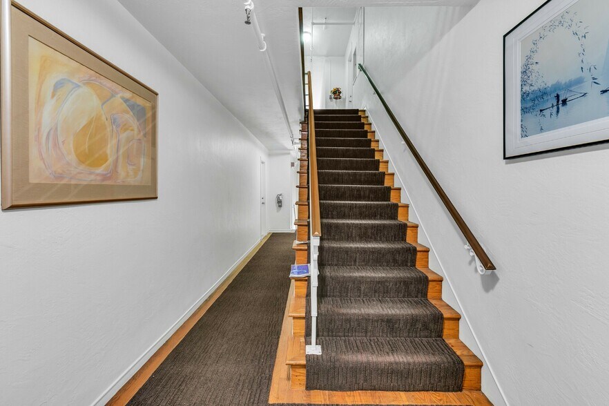 More Photos Of 1919 Curtis St, Berkeley Apartments For Sale