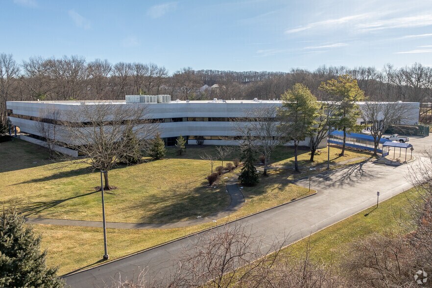 More Photos Of 570 Mount Pleasant Ave, Dover Warehouse For Lease