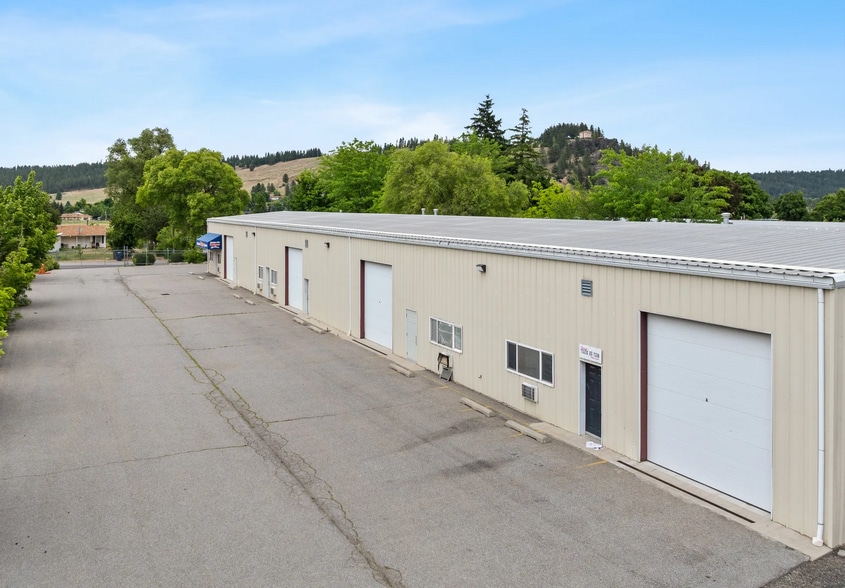 More Photos Of 11110 E Empire Ave, Spokane Service For Sale