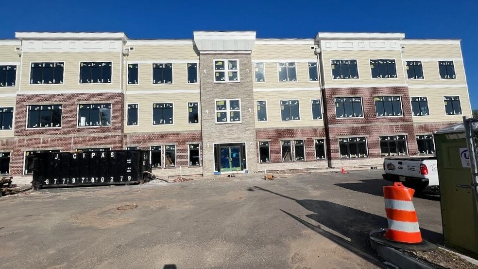 Primary Photo Of 99 Florida Grove Rd, Keasbey Apartments For Sale