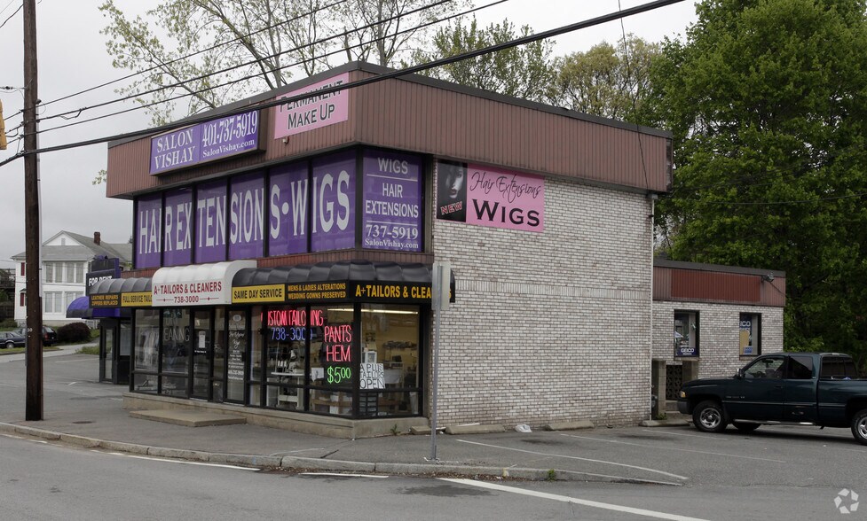 More Photos Of 99-101 W Natick Rd, Warwick Freestanding For Sale