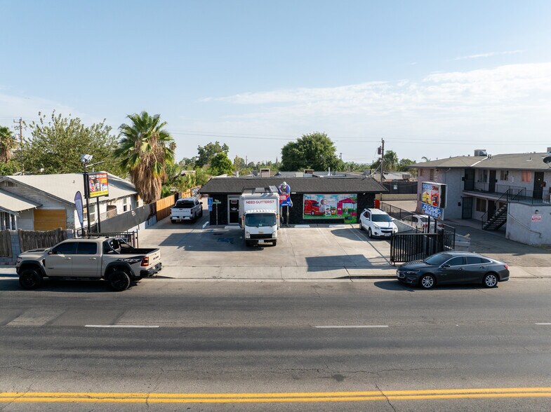 More Photos Of 2625 Niles St, Bakersfield Storefront Retail Office For Sale