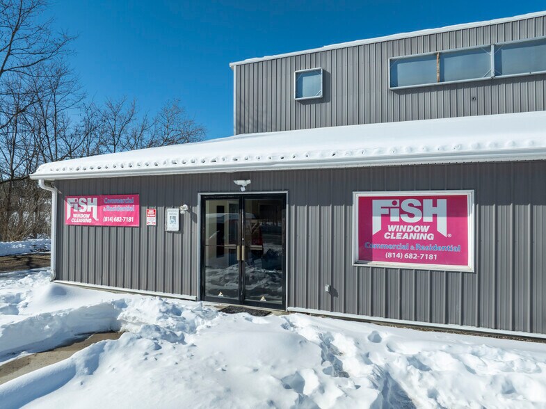 More Photos Of 3340 E Pleasant Valley Blvd, Altoona Freestanding For Sale