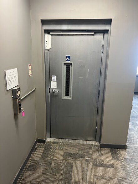More Photos Of 10 Ewen Rd, Hamilton Medical For Lease