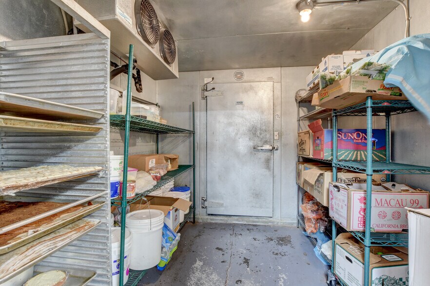 More Photos Of 4375 S Buffalo Dr, Las Vegas Storefront Retail Office For Sale