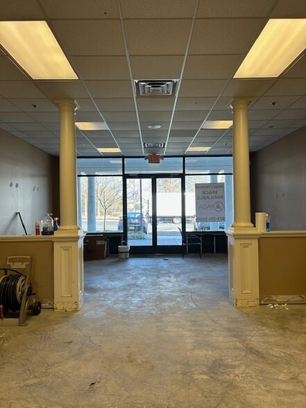 More Photos Of 422 US Highway 22 W, White House Station Storefront Retail Office For Lease