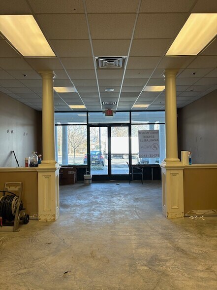 More Photos Of 422 US Highway 22 W, White House Station Storefront Retail Office For Lease