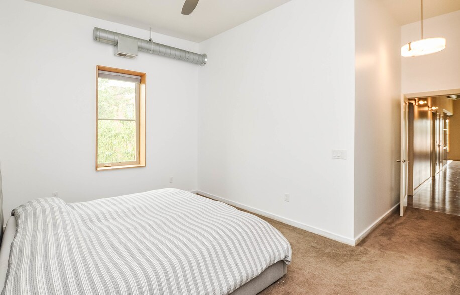 More Photos Of 223 Broadway Ave N, Rochester Office Residential For Sale