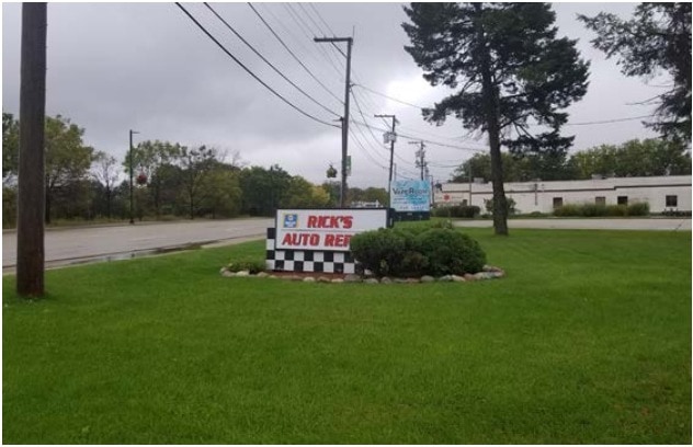 More Photos Of 528 N Milwaukee Ave, Wheeling Auto Repair For Lease