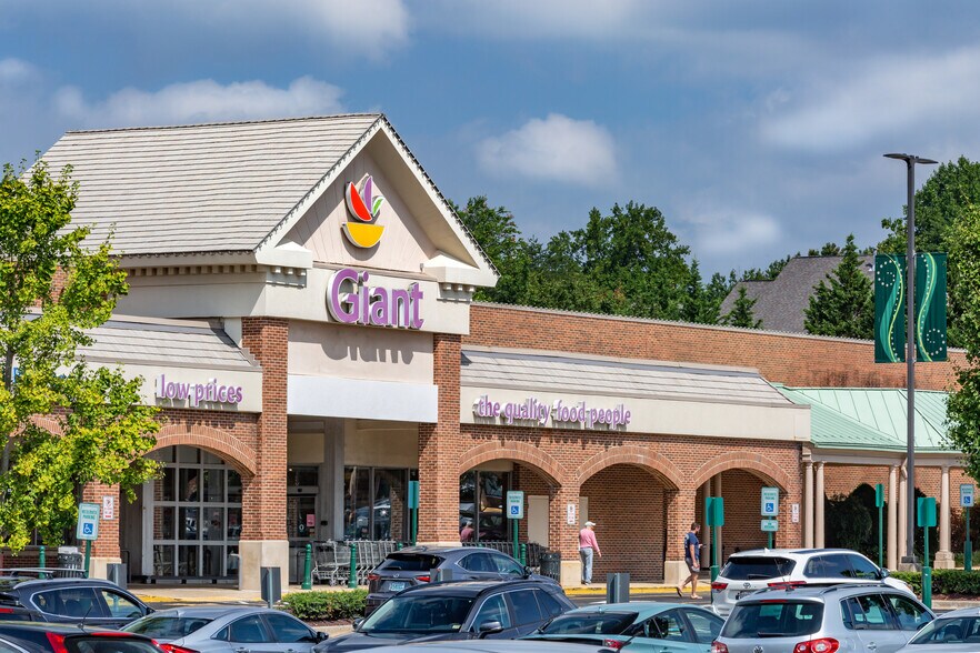 More Photos Of 800 Muddy Branch Rd, Gaithersburg Unknown For Lease