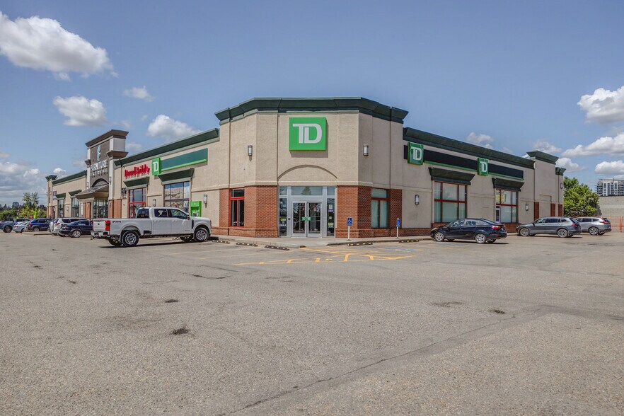 More Photos Of 9639 Macleod Trl SW, Calgary Unknown For Lease