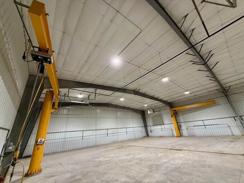 More Photos Of 601 Gilbertson St SE, Tioga Warehouse For Lease