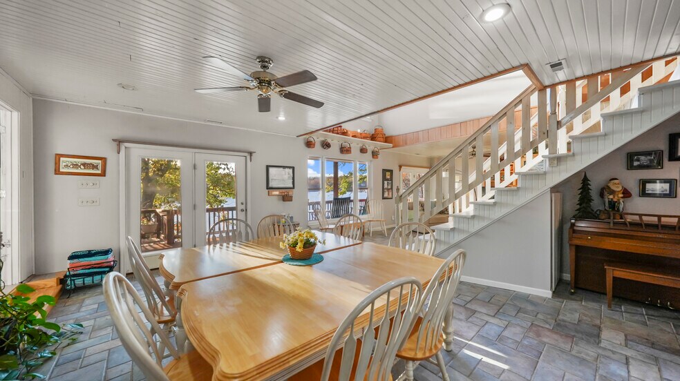 More Photos Of 1117 Dogwood Rd, Lake Ozark Multifamily For Sale