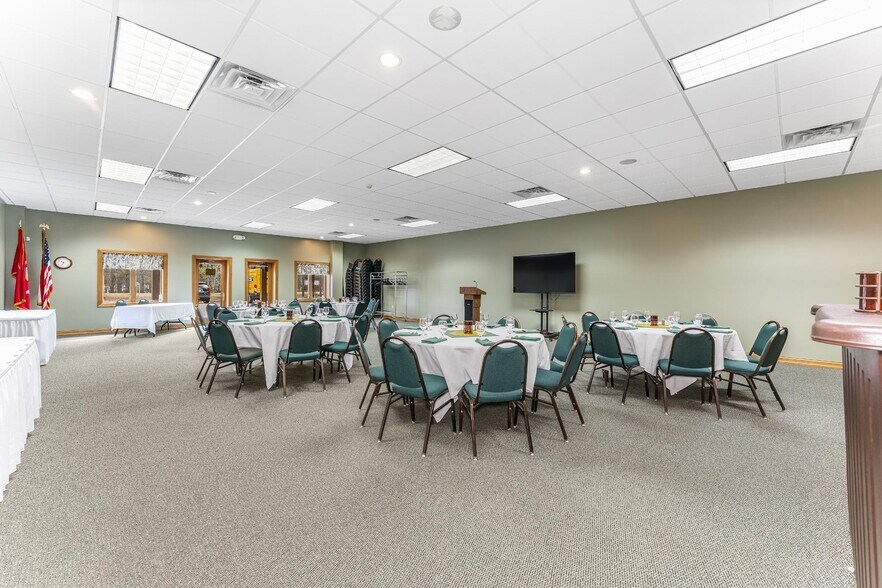 More Photos Of 1571 US Highway 51 N, Arbor Vitae General Retail For Sale