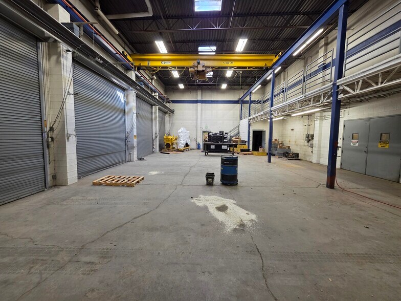 More Photos Of 2055-2057 Pioneer Rd, Salt Lake City Warehouse For Lease