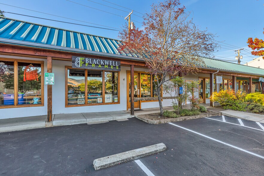 More Photos Of 340 A St, Ashland Office For Sale