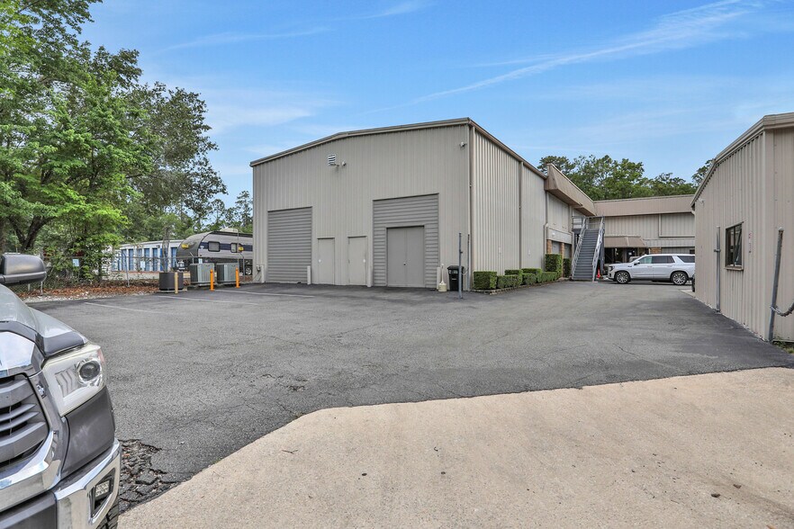 More Photos Of 3787 Old Middleburg Rd, Jacksonville Office For Sale