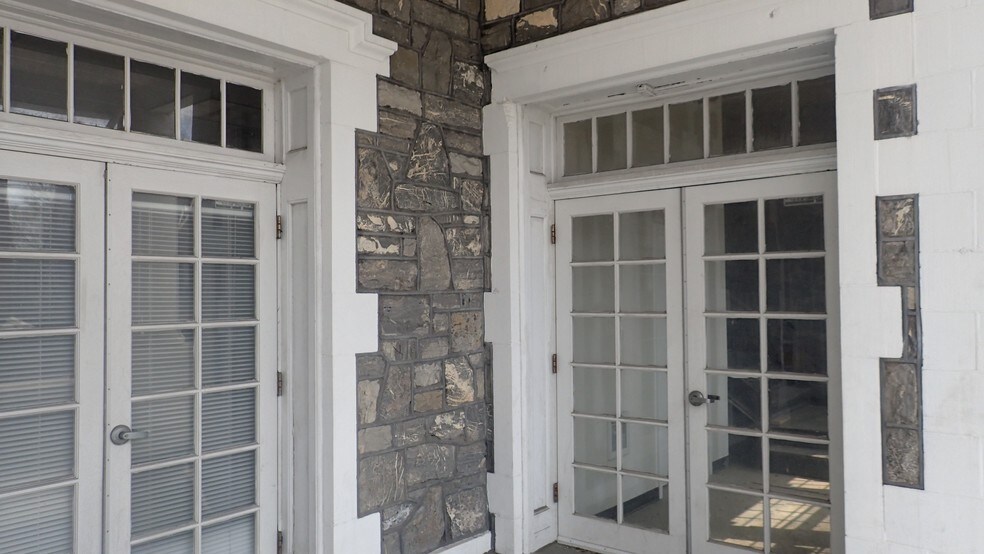 More Photos Of 75 S Main St, Phillipsburg Office For Lease